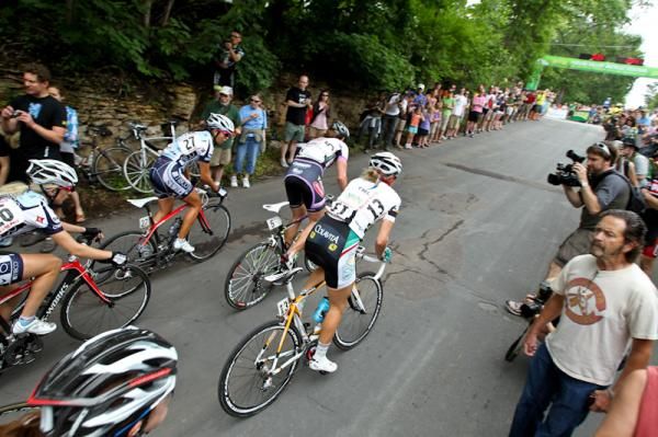 The women have the top of the climb in site.
