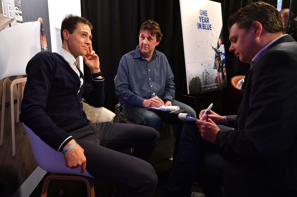 Niki Terpstra with the press
