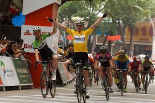 Stage 6 - Hofland takes his second stage at Hainan