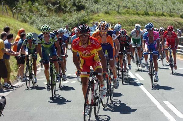 Rodriguez on the Azione climb