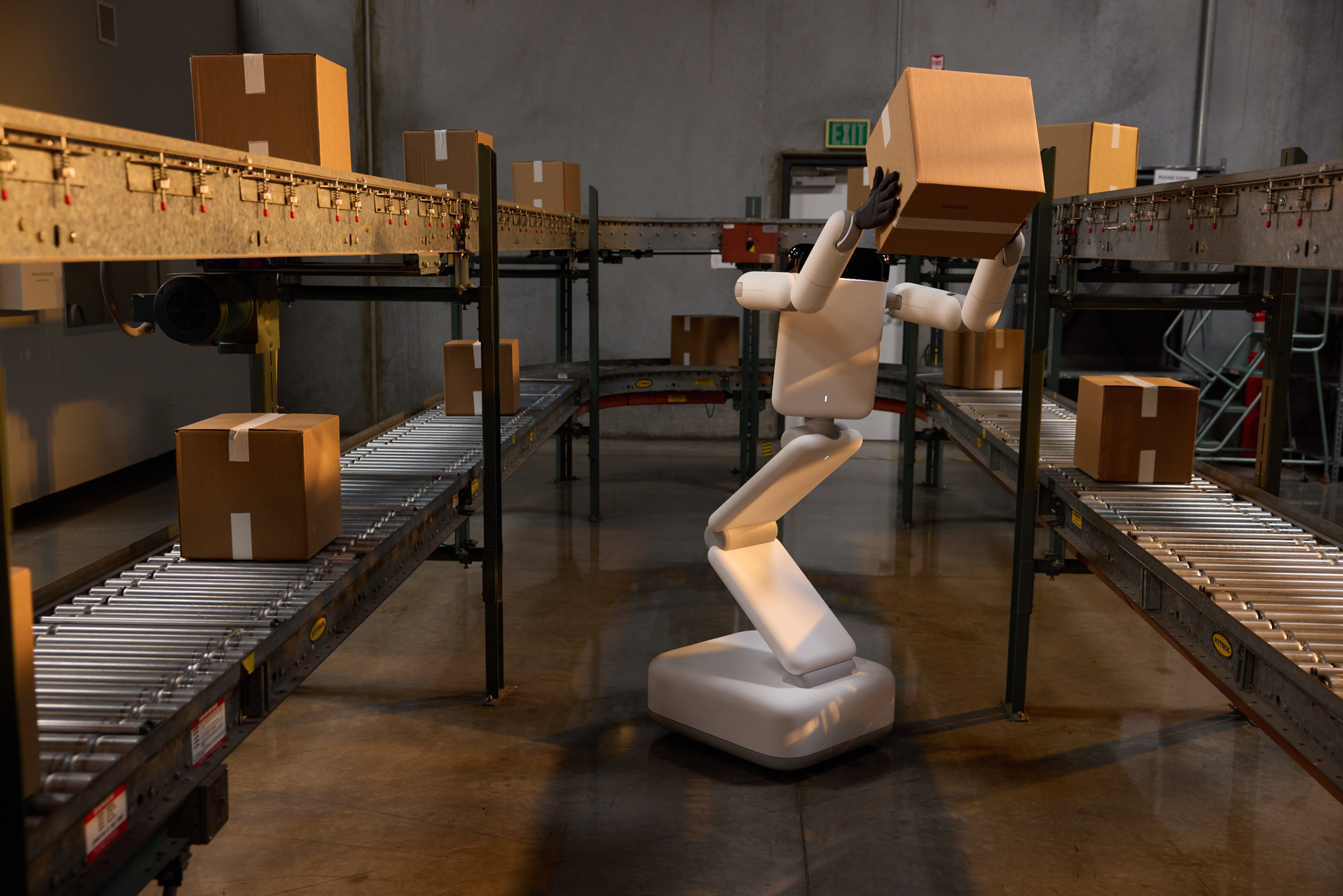 Eno at work in a warehouse environment