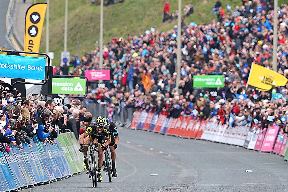 Thomas Voeckler and Nocolas Roche approach the finish line of the final stage in Yorkshire