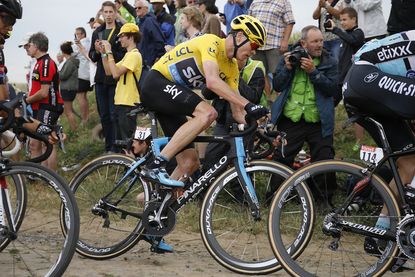 Chris Froome on stage four of the 2015 Tour de France (Sunada)