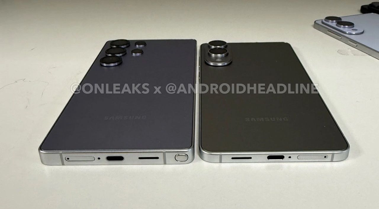 A Galaxy S25 Ultra next to a Galaxy S25 Edge