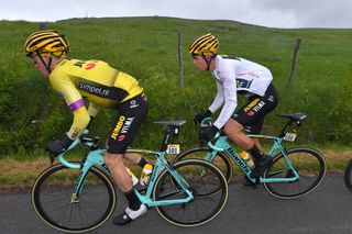 Steven Kruijswijk (Jumbo-Visma) and teammate Wout Van Aert in the Dauphine peloton during stage 2