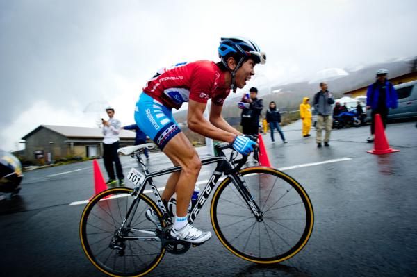 Mountain point leader Hatanaka Yusuke (Shimano Racing) finished eighteenth place and lost red jersey