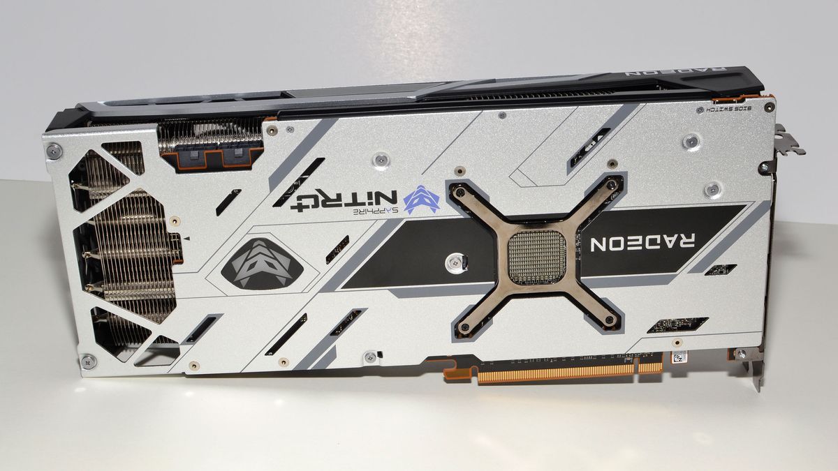 Sapphire Radeon RX 6800 XT Nitro+ photos