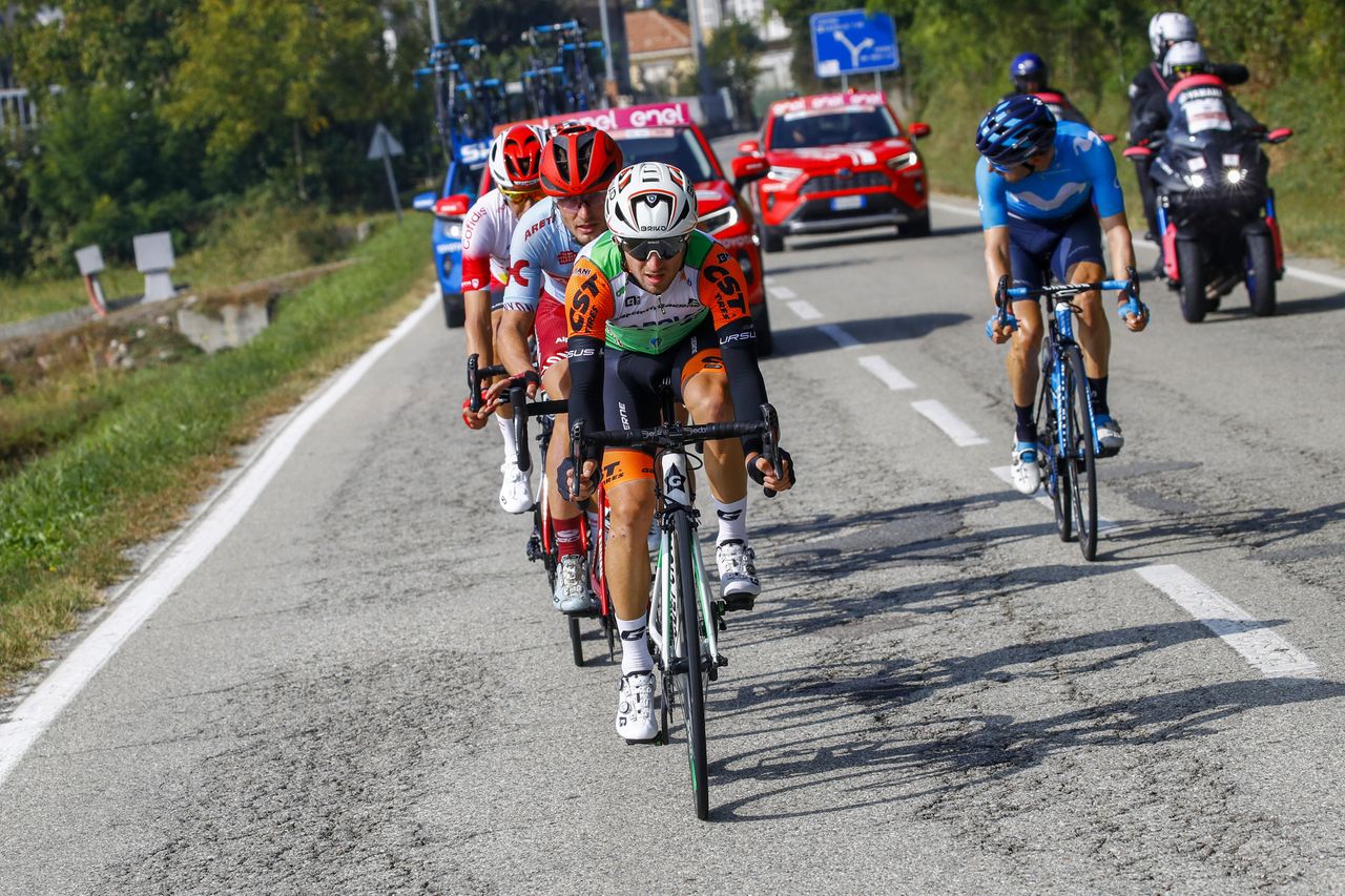 Francesco Romano (Bardiani-CSF) at the head of the breakaway
