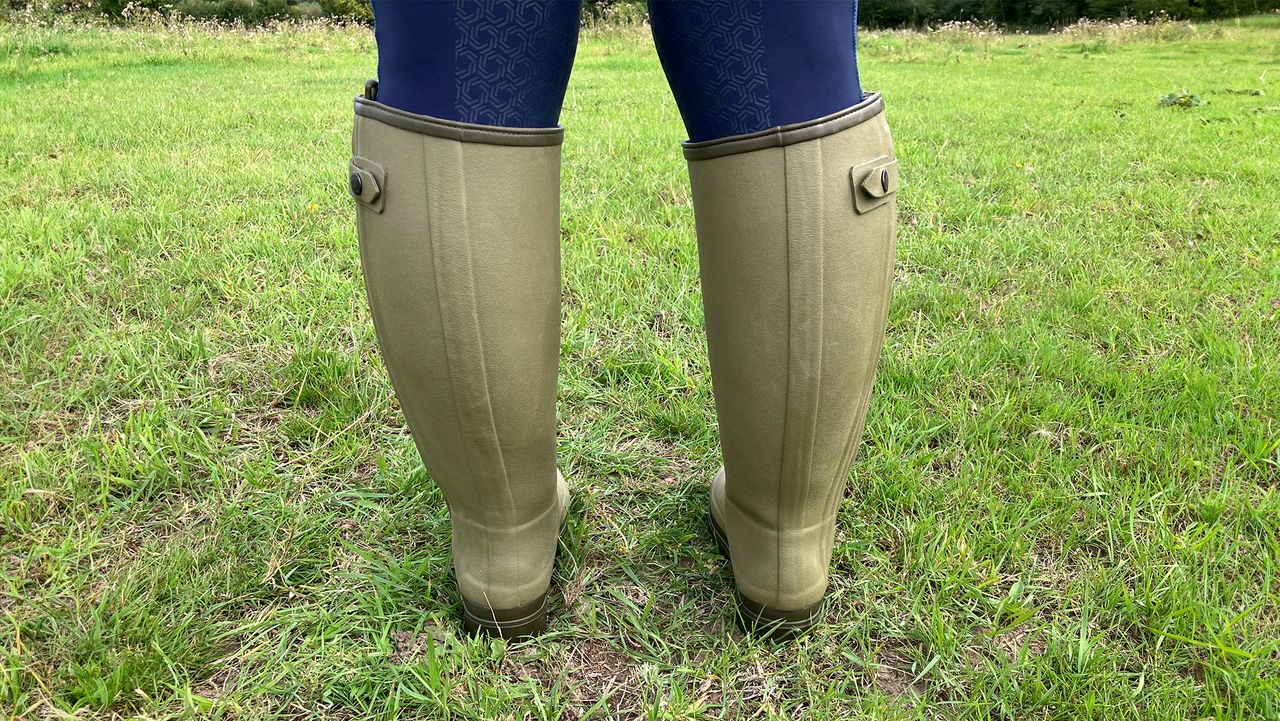 Le Chameau Chasseur Neoprene wellies backreview.jpg