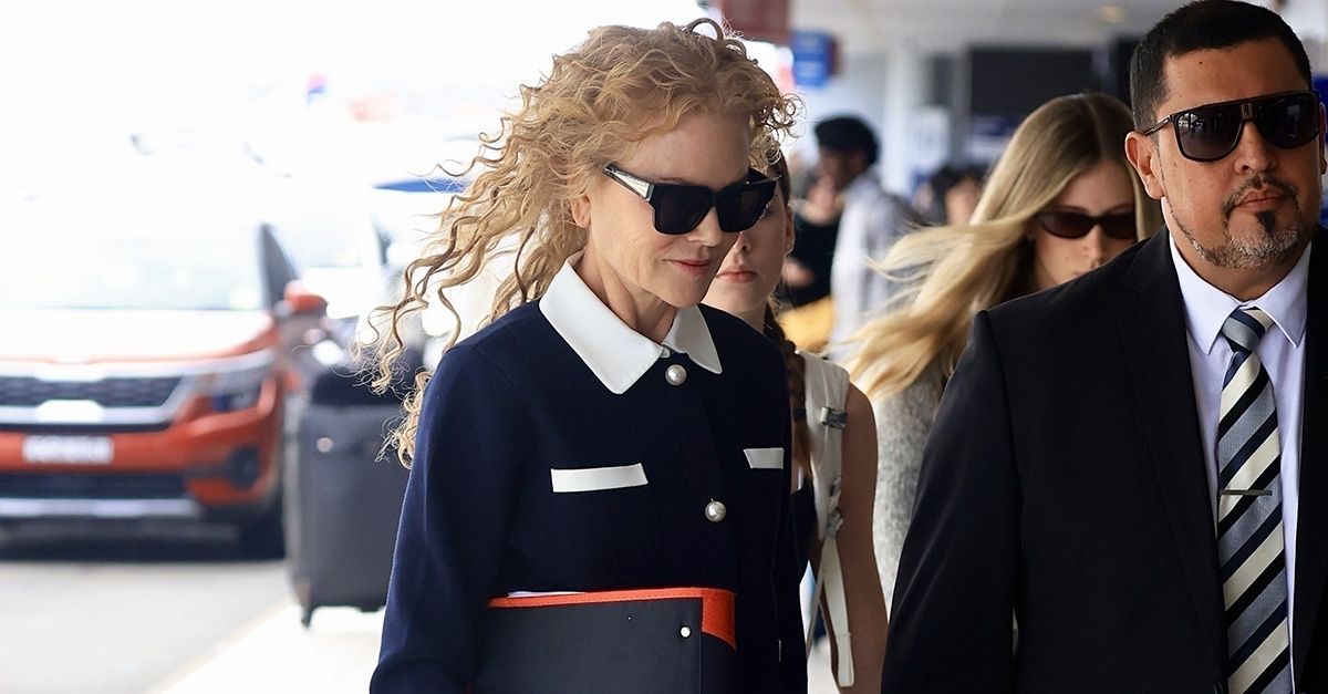 Nicole Kidman Found the Perfect Denim Trend For the Airport