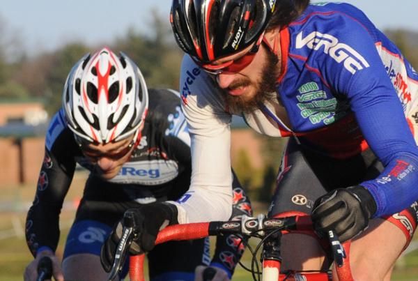 Dan Timmerman (Richard Sachs-RGM Watches), right, digs deep agains Justin Lindine (BikeReg.com / Joe's Garage / IF).