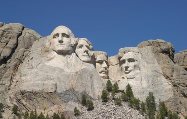 mount rushmore-110630-02