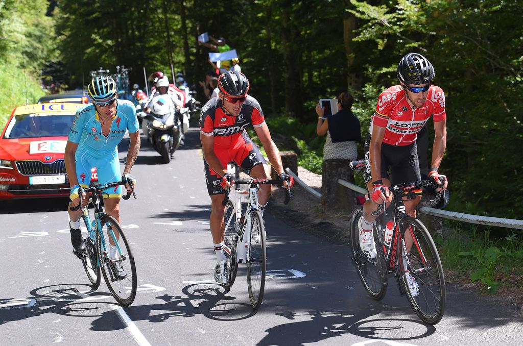 Thomas De Gendt (Lotto Soudal) with Greg Van Avermaet (BMC) and Andriy Grivko (Astana)