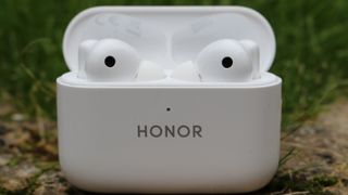 Honor Earbuds 2 Lite workout headphones