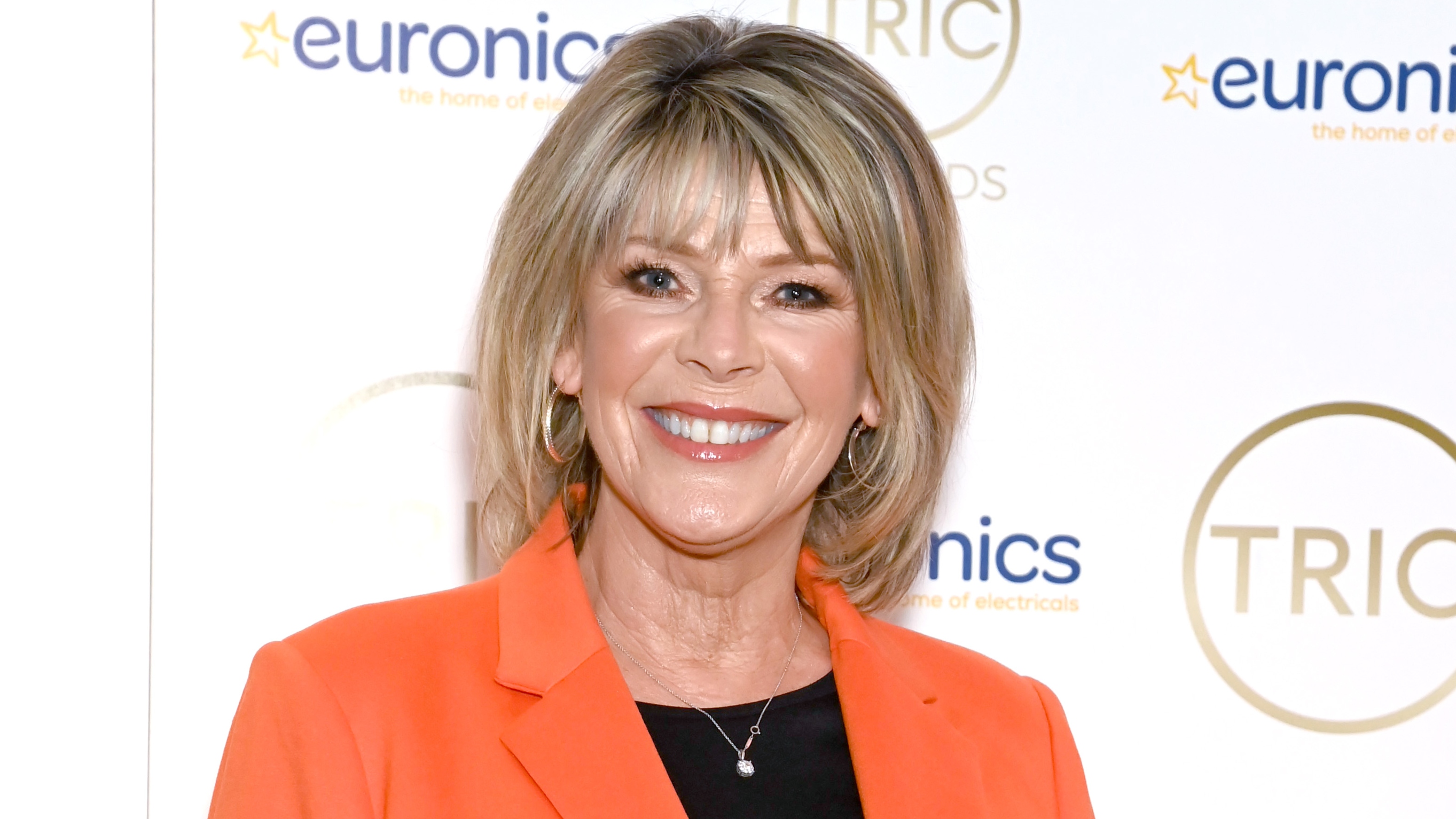 Ruth Langsford se účastní Tric Awards 2022 v Grosvenor House 6. července 2022 v Londýně