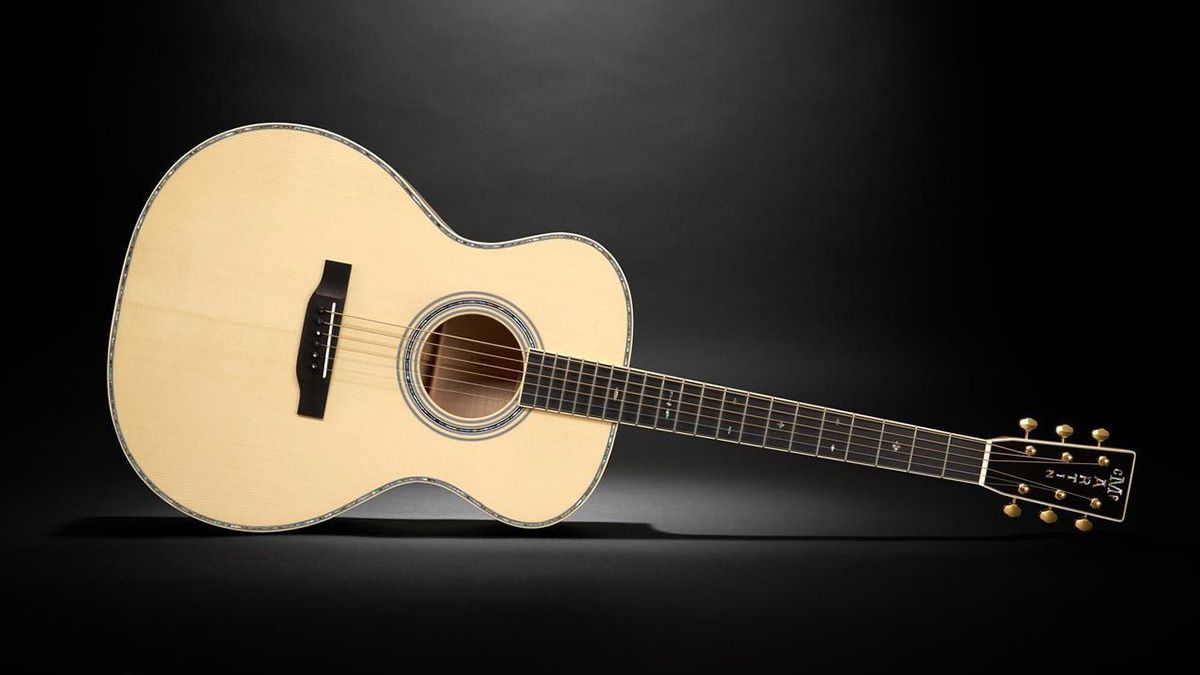 Product shot of the Reverb Select Martin Custom GP Blonde