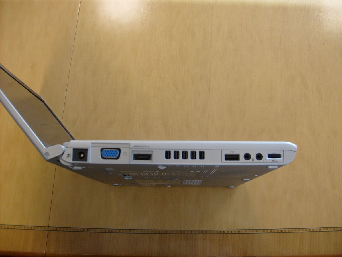 Toshiba Tecra R10