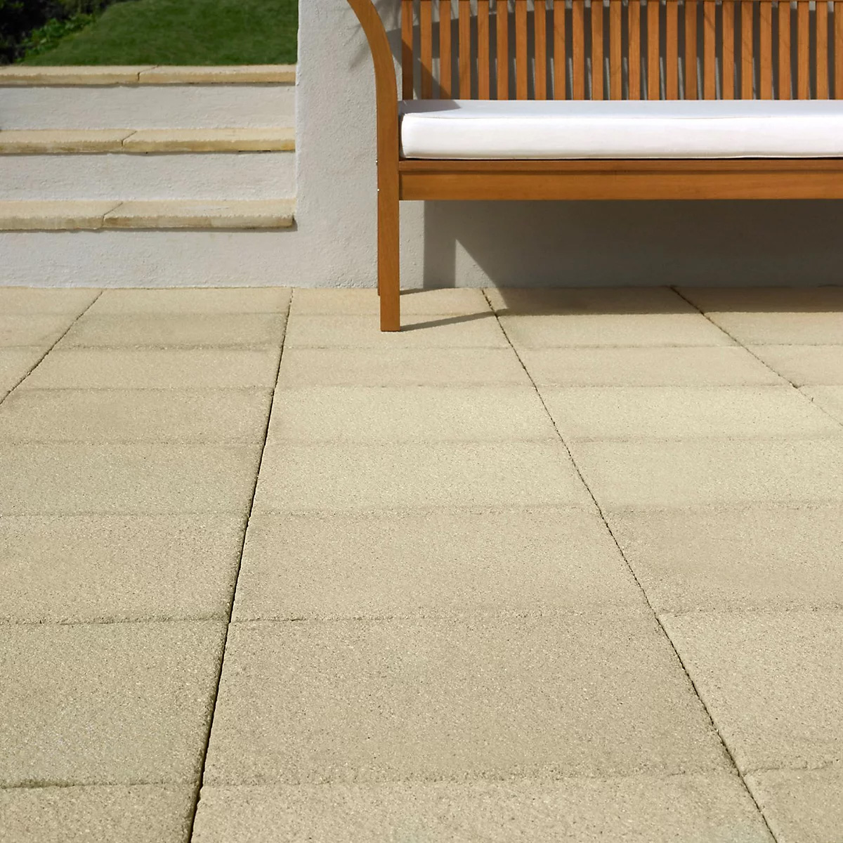 Bradstone Textured Buff Reconstituted stone Paving slab