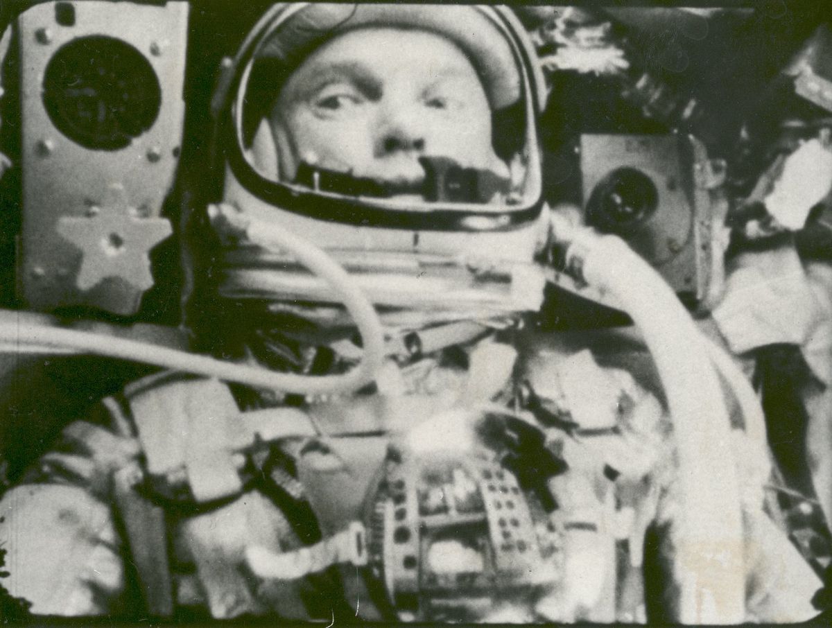 John Glenn: 1st American to Orbit Earth, Oldest Man in Space | Space