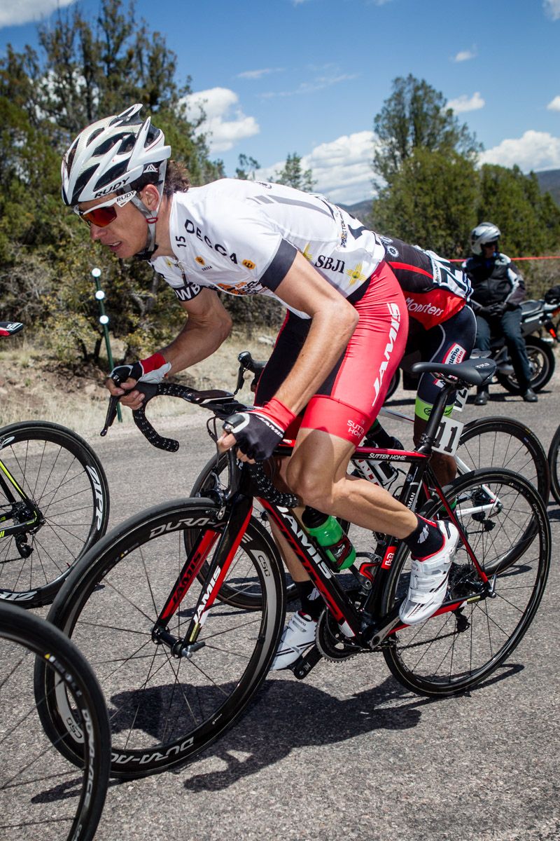 Daniel Jaramillo (Jamis) held onto this weeks best young rider jersey