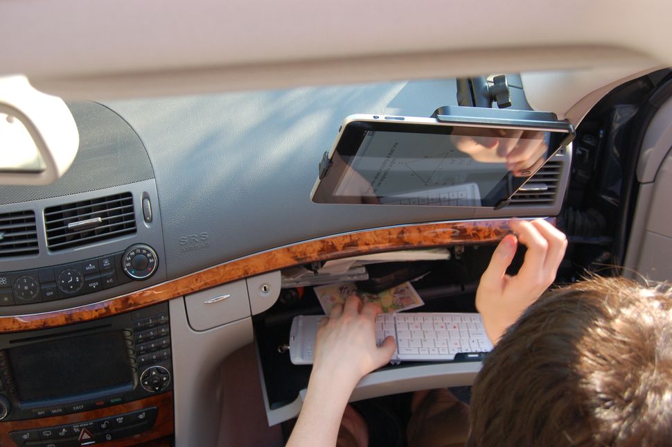 Wireless Keyboard How to Put an iPad to work, in the car Tom's Guide