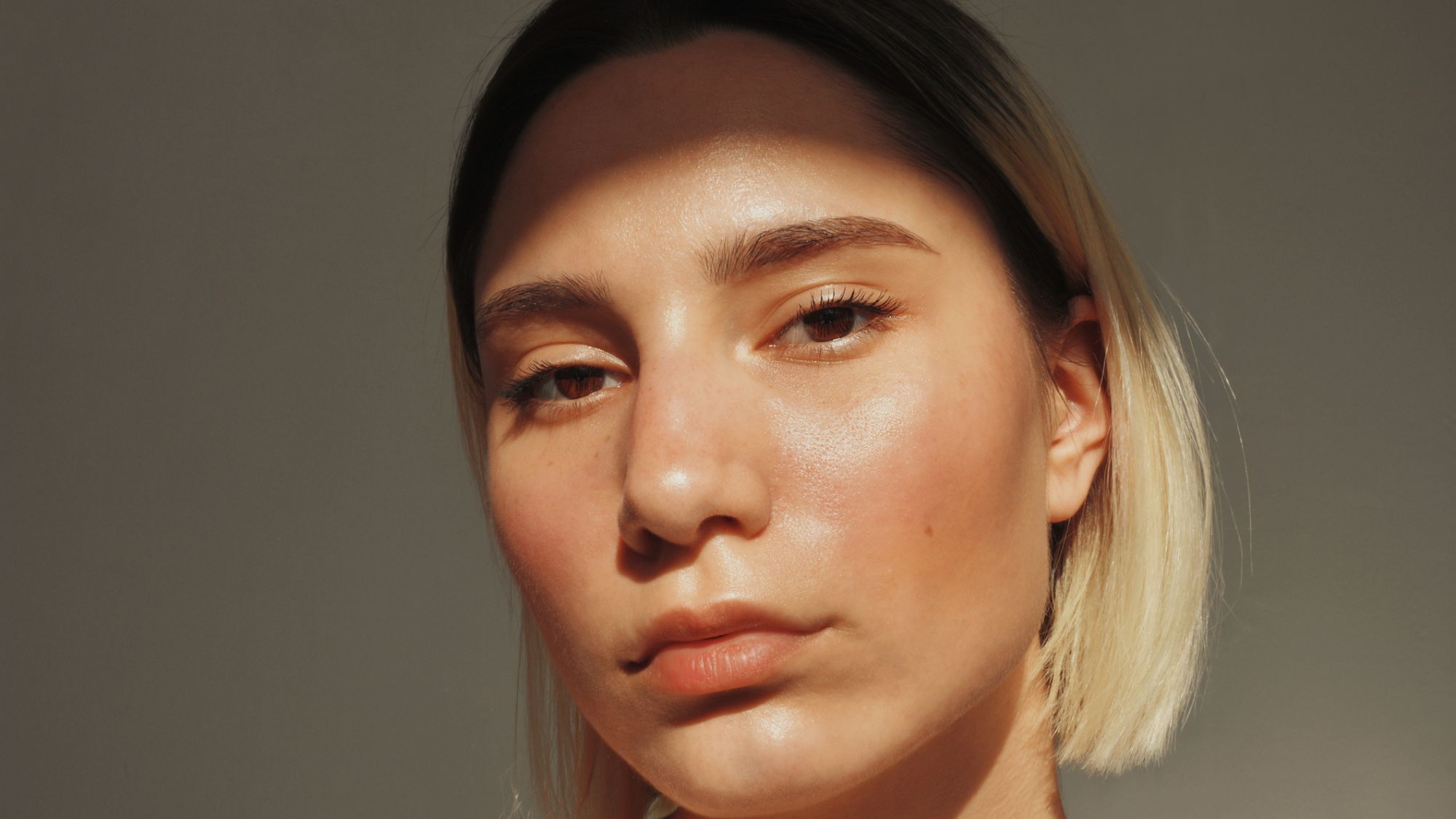 This Blurring Mattifying Product Is a Makeup Game Changer