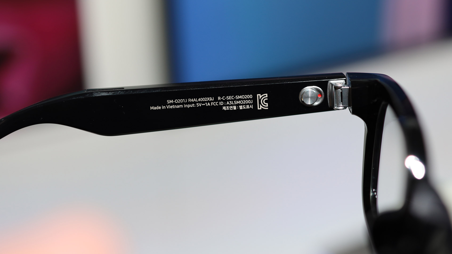 Samsung Intelligent Eyewear