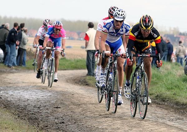 When the attacks come thick and fast you better pay attention. Ballan fights his way back to Boonen, Cancellara and Devolder.