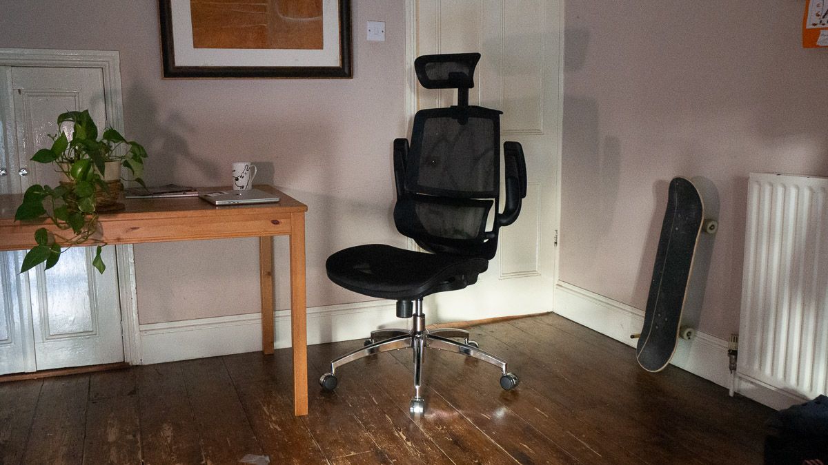 This $240 office chair is supremely light and packs a boing