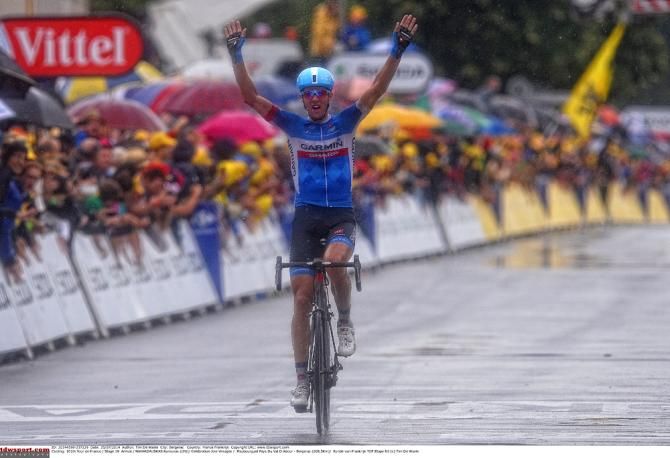 Ramunas Navardauskas (Garmin-Sharp) wins a soggy stage 19 in Bergerac