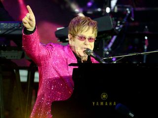 Elton John L