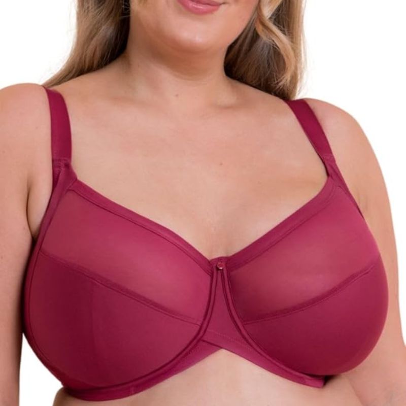 Curvy Kate bra on model 