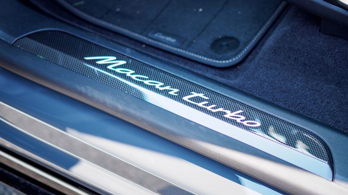2026 Porsche Macan review.