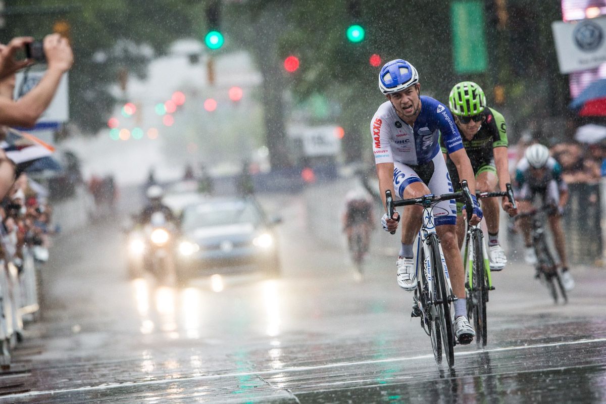 Kiel Reijnan (UnitedHealthcare) sprints through the heavy rain for third.