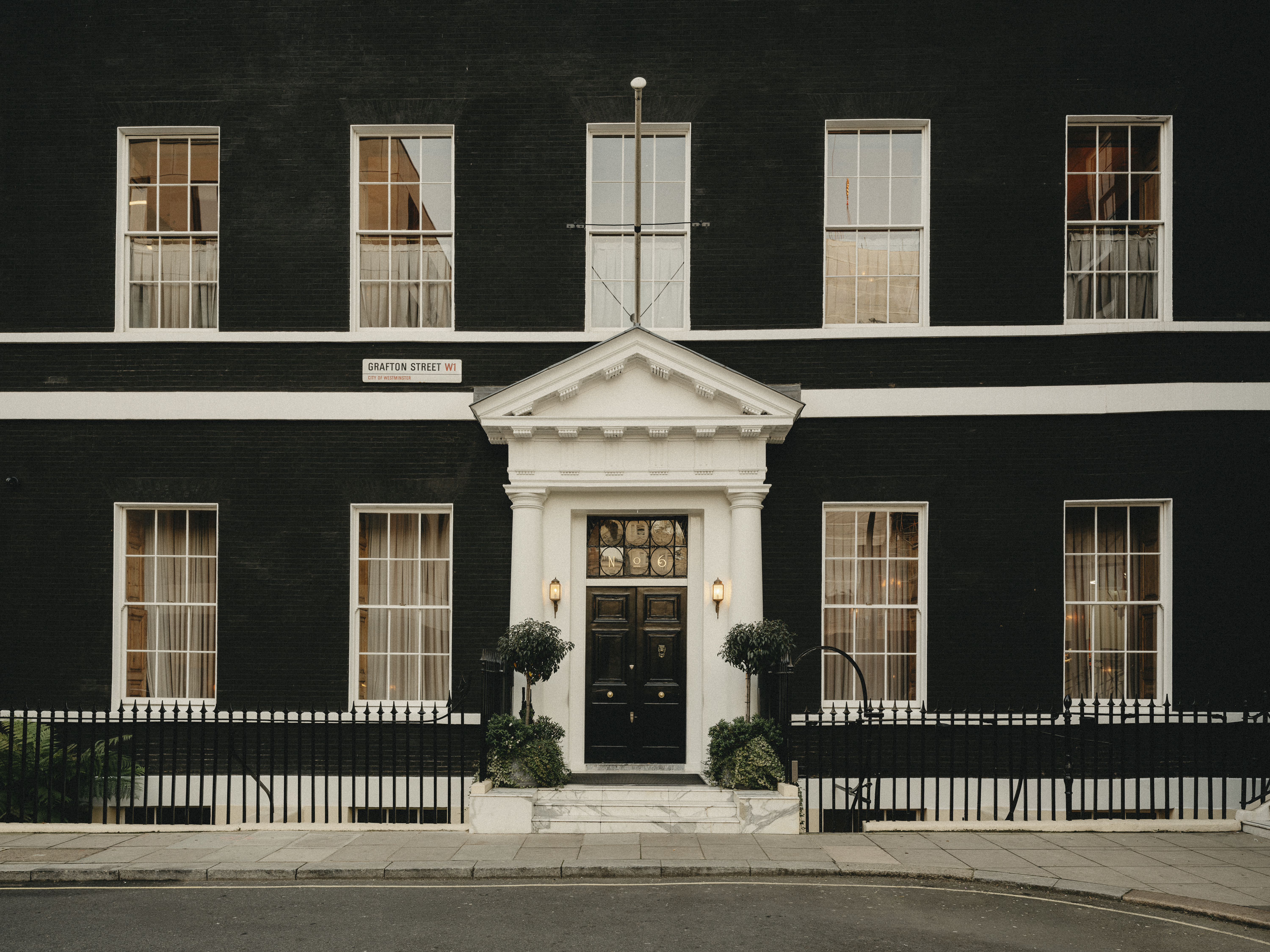 Maison Estelle facade in Mayfair