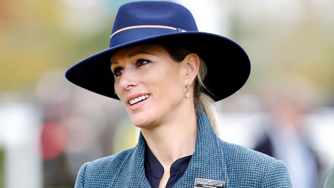 Zara Tindall attends day 2 of the November Meeting at Cheltenham Racecourse on November 18, 2023