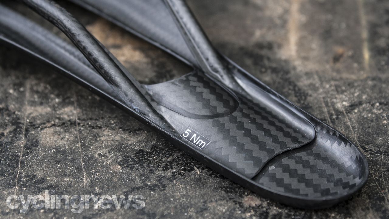 Gelu K-3 Carbon saddle