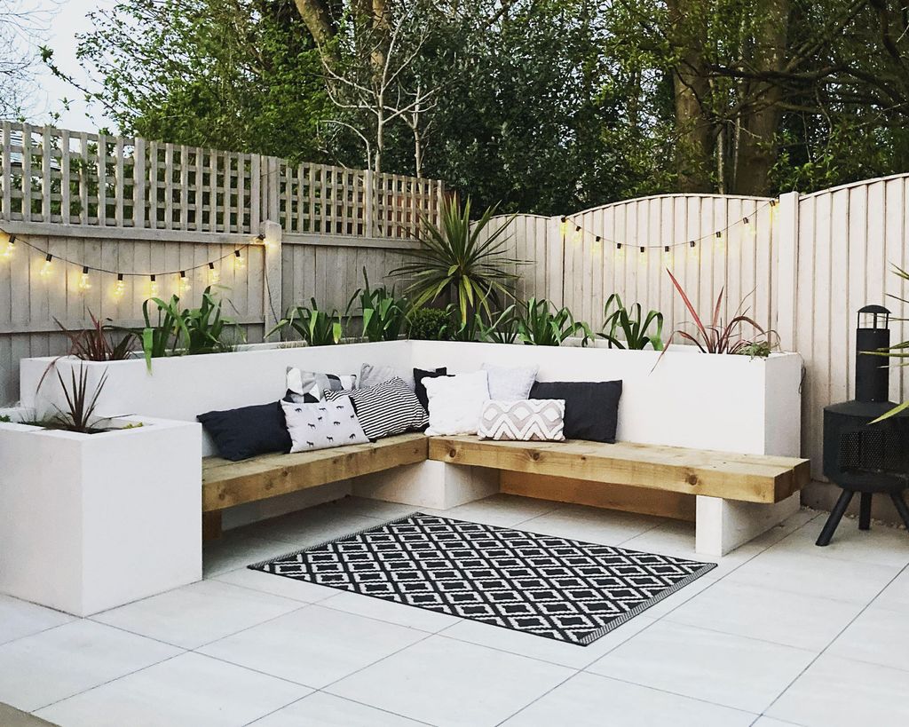 This garden seating area makeover has transformed a garden corner ...