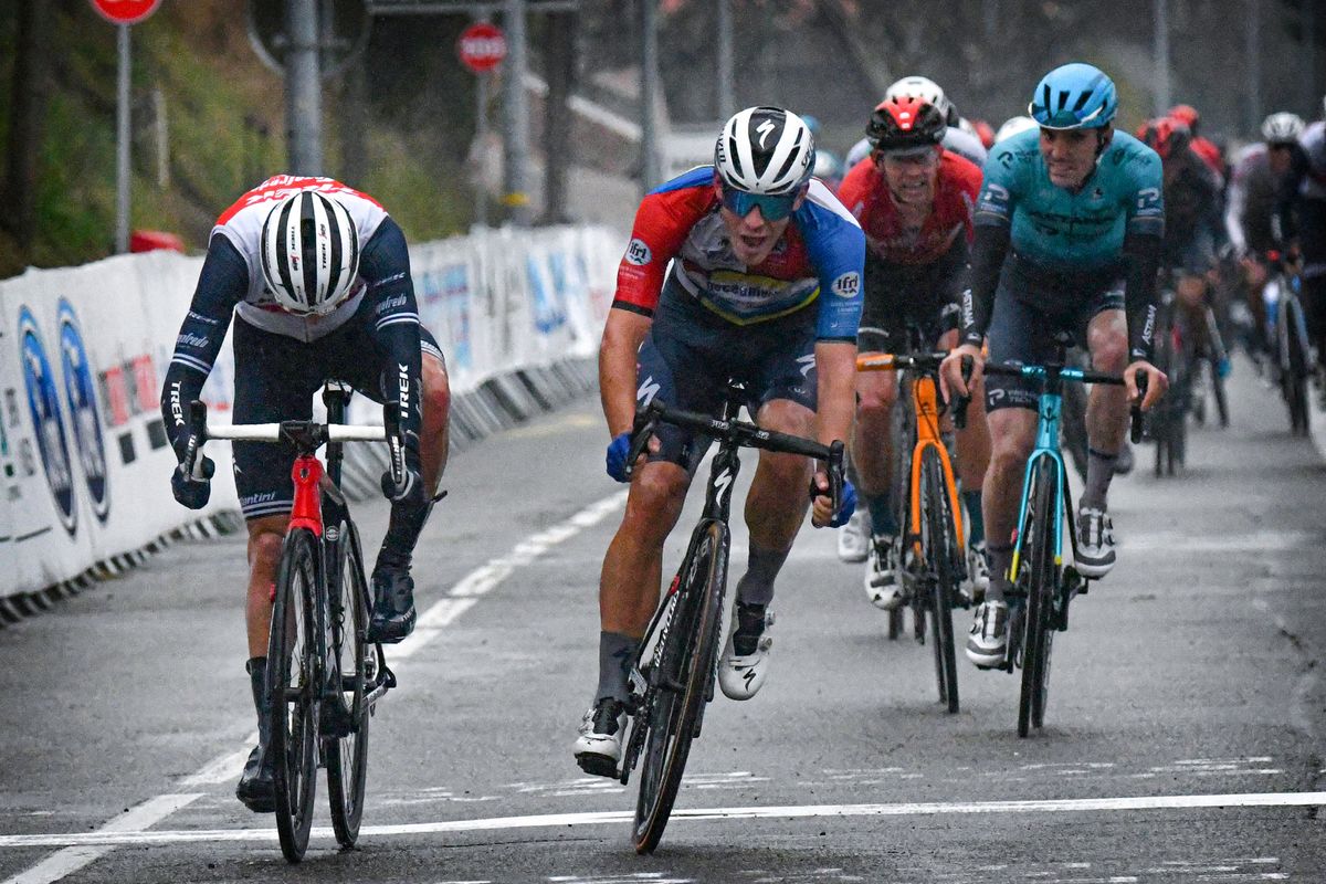 Tour de la Provence 2021 - 6th Edition - 2nd stage Cassis - Manosque 174,7 km - 12/02/2021 - Davide Ballerini (ITA - Deceuninck - Quick-Step) - Giulio Ciccone (ITA - Trek - Segafredo) - photo William Cannarella CV/BettiniPhoto&Acirc;&copy;2021