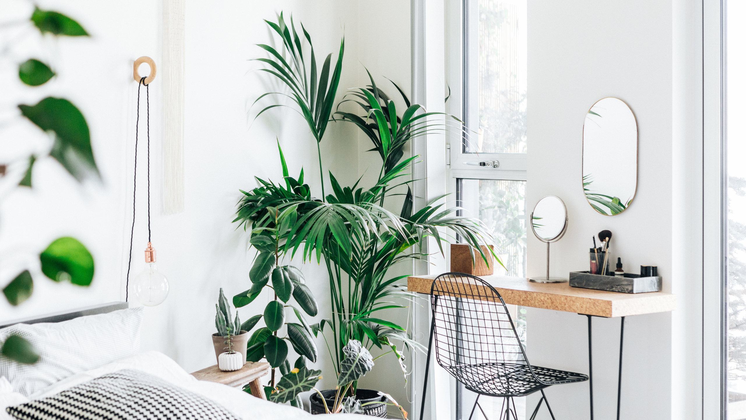 Tips on how to clean your room (and keep it tidy) | Real Homes