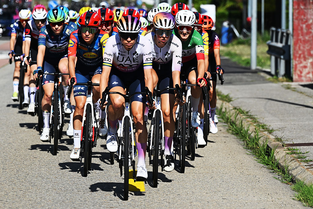 Tour de Suisse Women stage 2 LIVE: Will the hilly finale see more GC attacks?