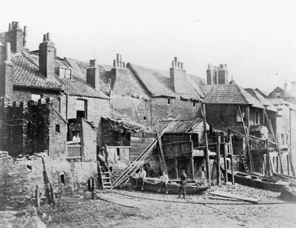 A row of houses on the south bank of the Thames at Lambeth, London, circa 1850.