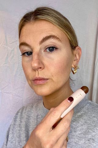 rare-beauty-warm-wishes-effortless-bronzer-being-trialled-by-beauty-editor
