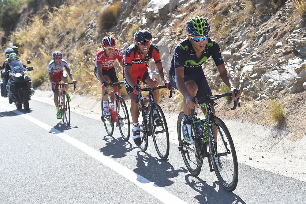 Andrey Amador (Movistar) tries to chase in vain