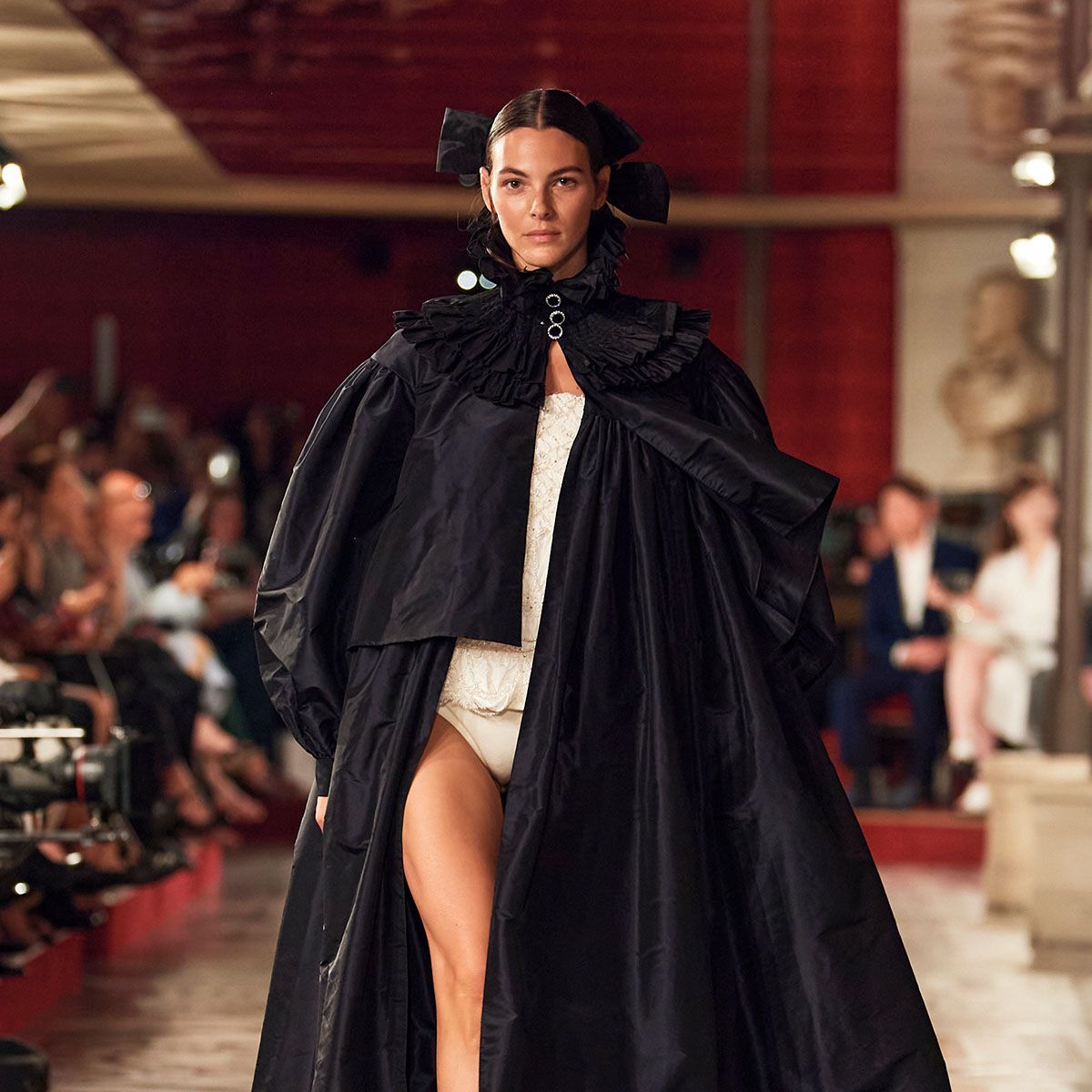 Bows! Tweed! Skirt Suits! Chanel Reimagines Classic House Codes at ...