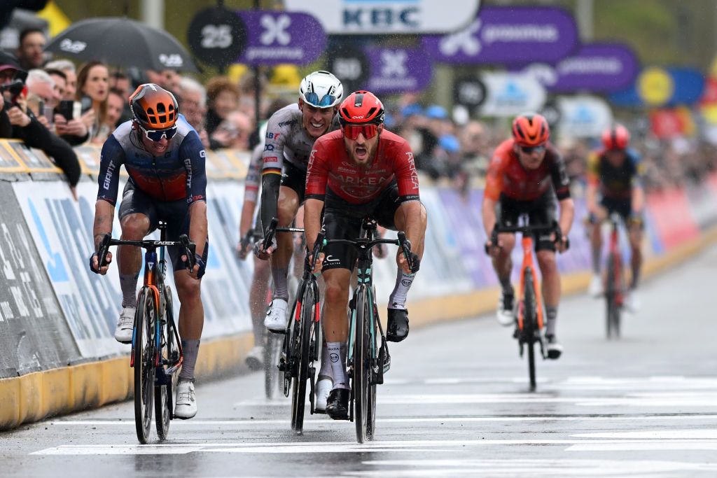 Michael Matthews relegated from third place at Tour of Flanders for
