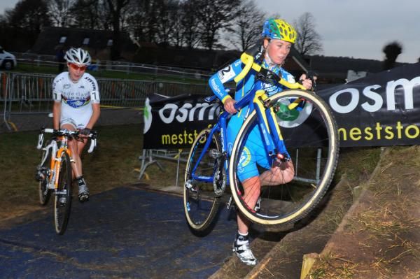 Marianne Vos (Nederland Bloeit) follows Daphny van den Brand (AA Drink/Leontien.nl).