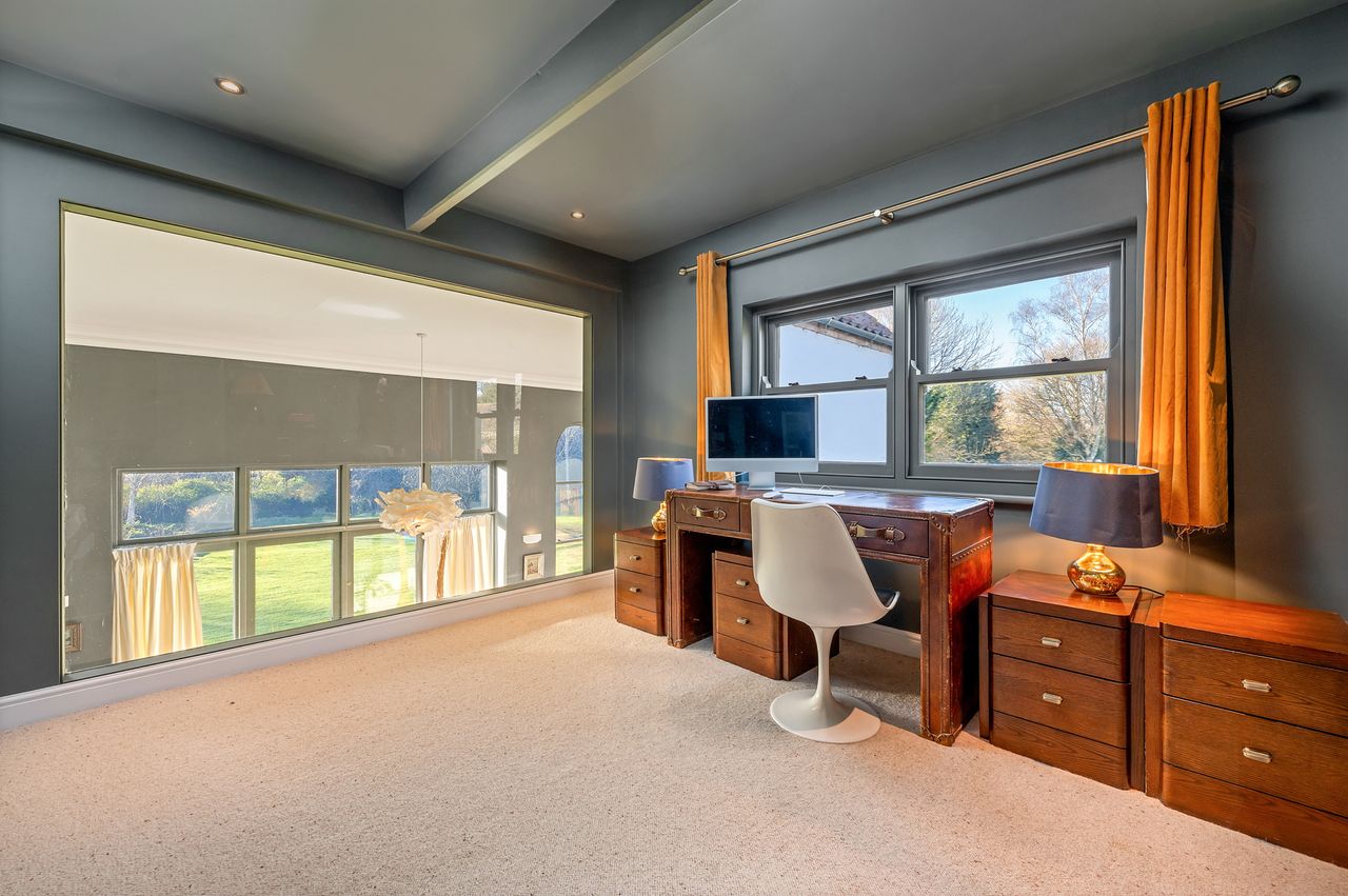 Images of Glebe Farm, Nottinghamshire