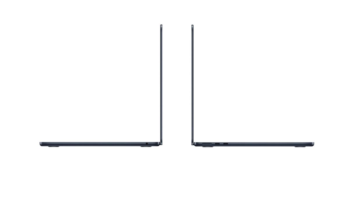 Press images of MacBook Air (M2, 2022) with the screen open