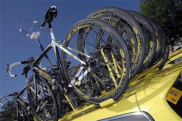 The Saunier Duval spare bikes are ready for stage six.